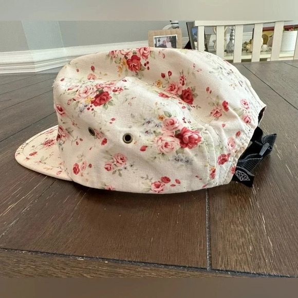 NWOT Diamond Supply & Co floral hat main image 10